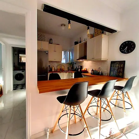 Fully Equiped Design Apartment With Excellent View/ Easy Parking-2