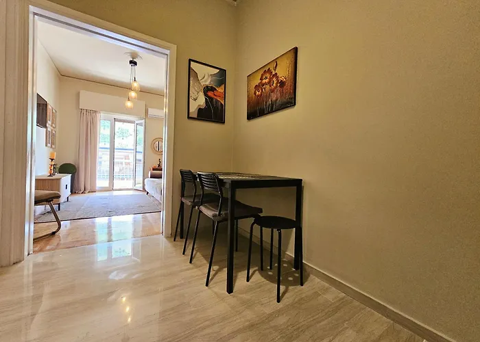 El Prestige - Athens Town